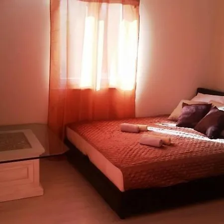 Carmen Delux Privat Room! *